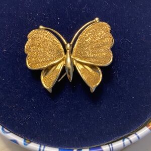Elegant Gold Butterfly Brooch
